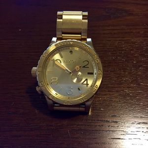 Men’s Nixon 51-30 tide